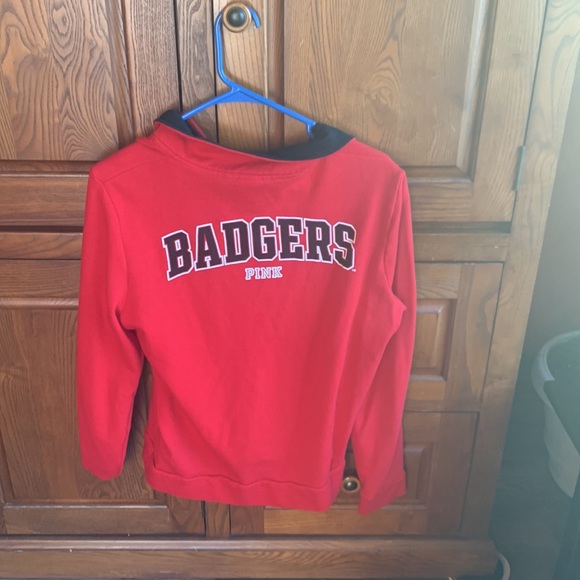 Pink Wisconsin badgers sweatshirt - Picture 2 of 3